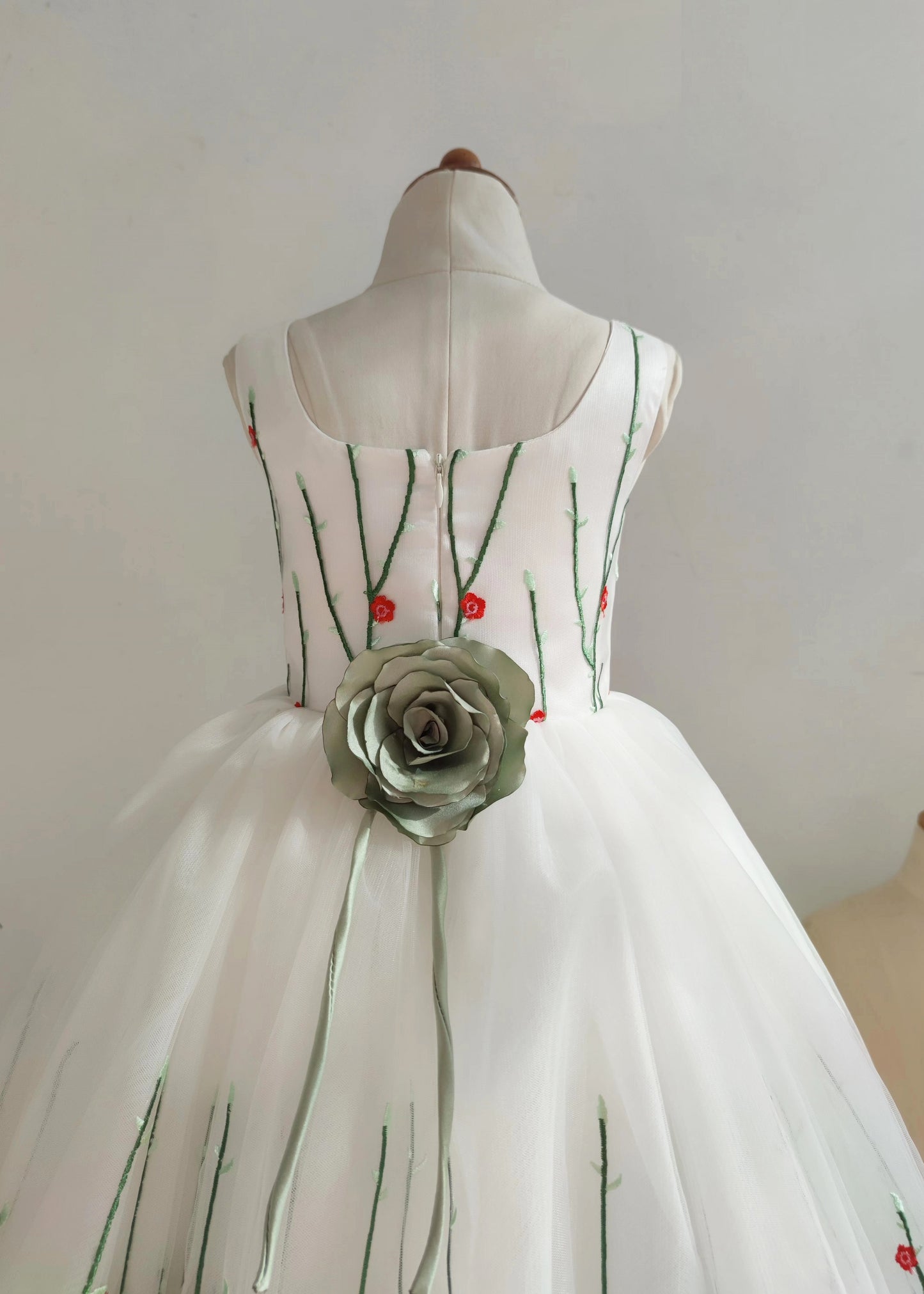 White Flower Lace Flower Girl Dress