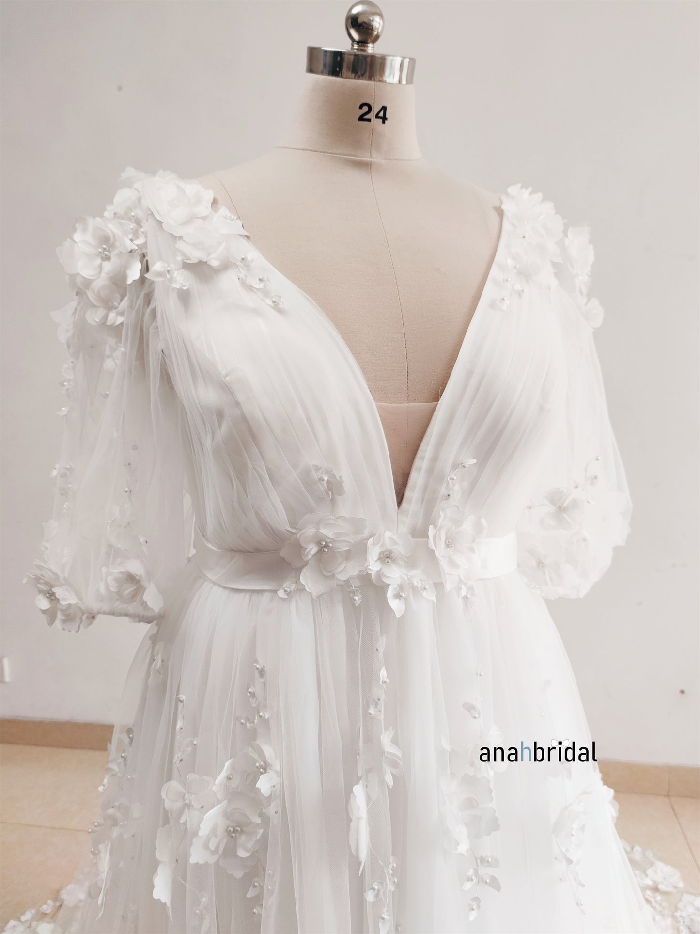 White 3D Floral Lace Plus Size Wedding Dress